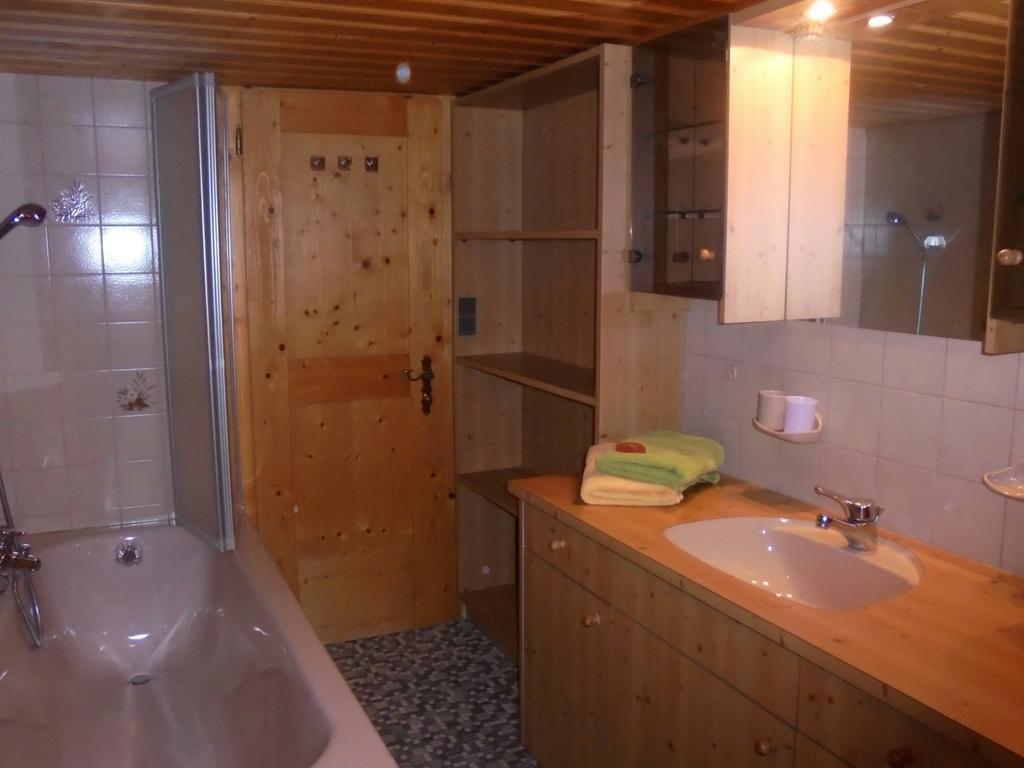 Ferienhaus Nussbaumer Apartment Sibratsgfäll Стая снимка